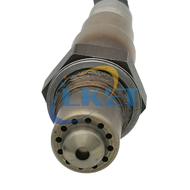 Широкополосный лямбда-зонд для FORD / 0258017174 / 450 мм / Датчик LSU 4.9