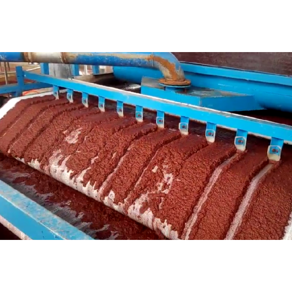 Ленточный пресс: промышленная установка для эффективного отделения твердых веществ от жидкостей