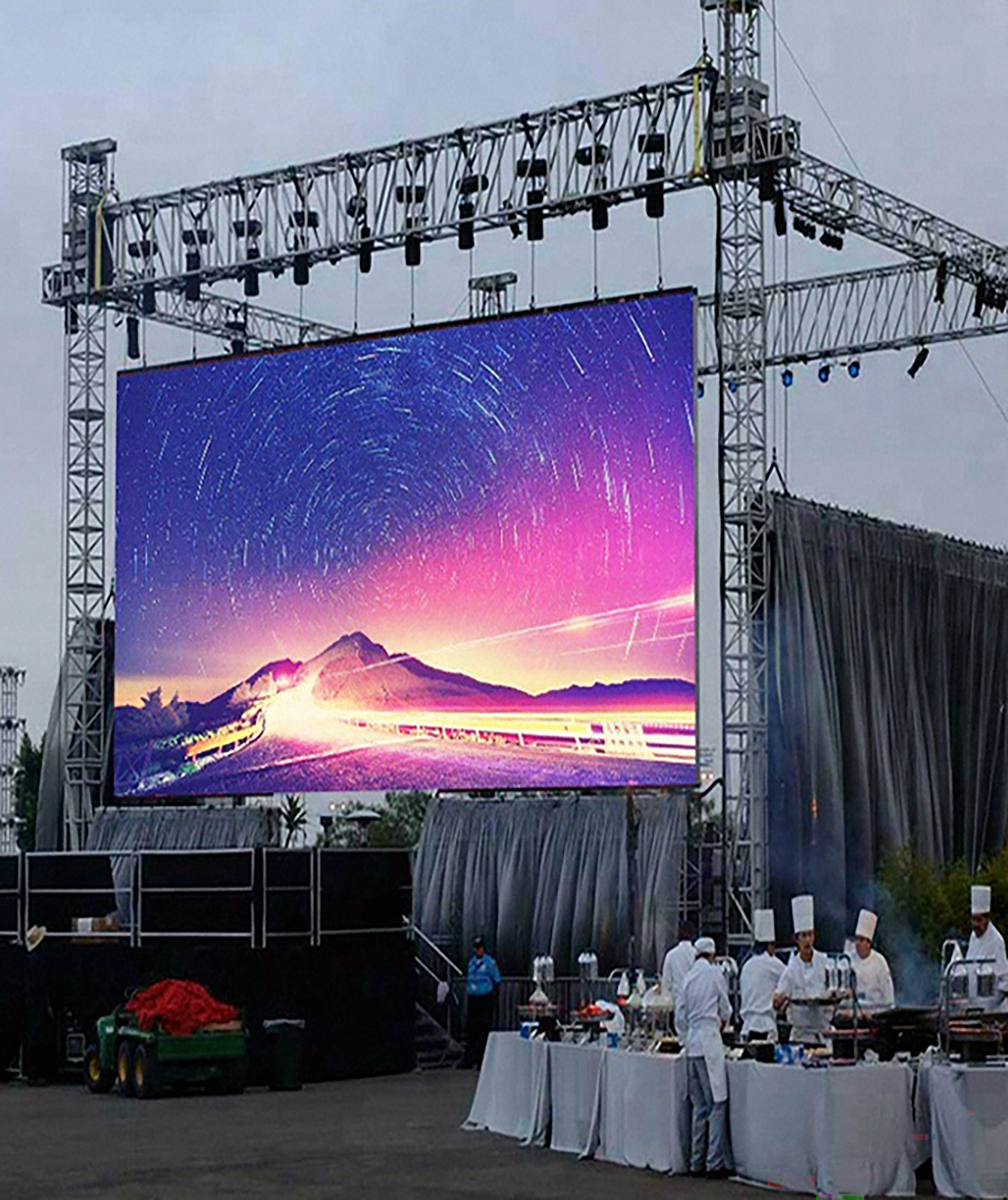 Завод в Чебоксарах: инновации в производстве светодиодных экранов?