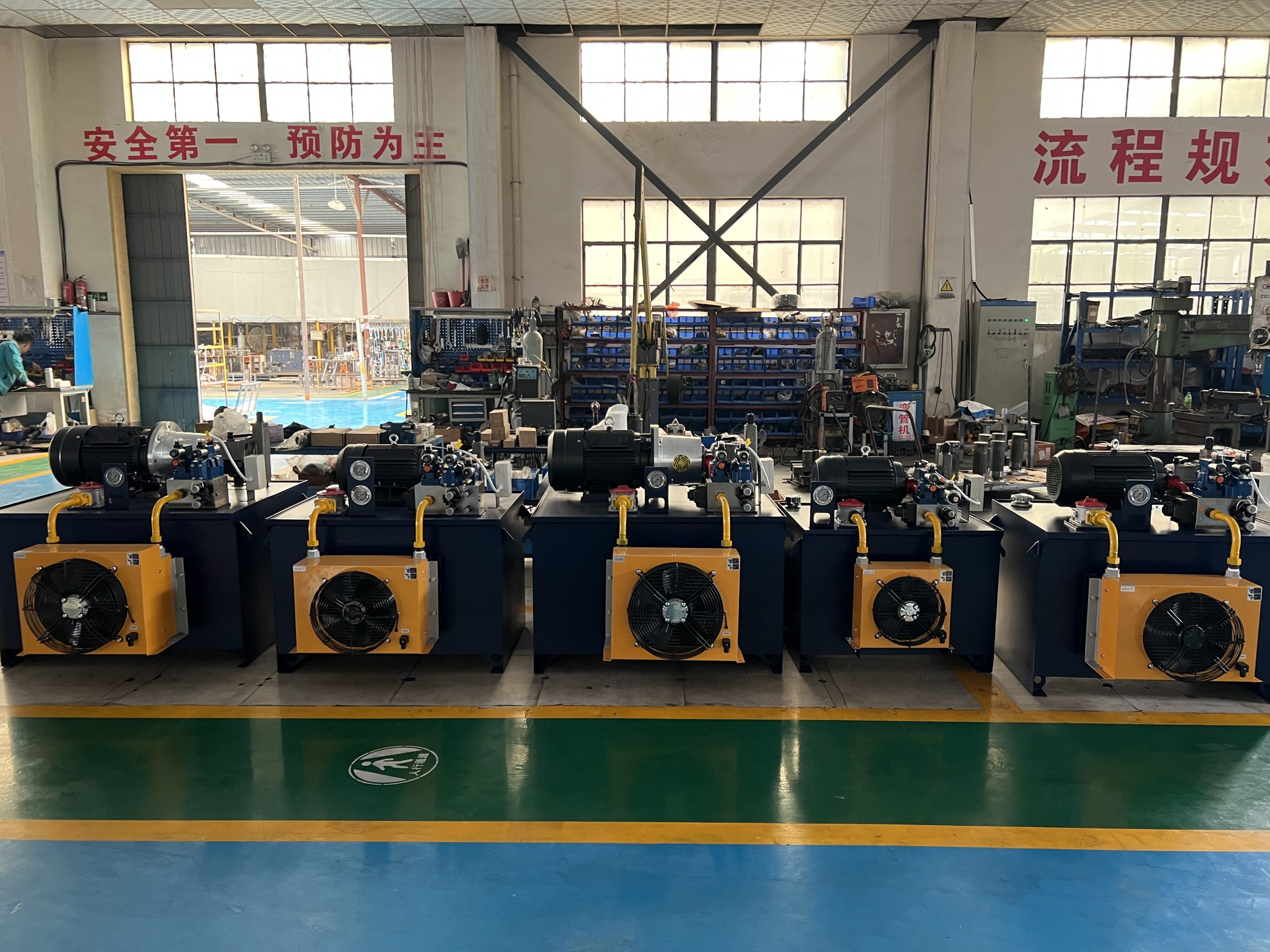 Производство тяжелых гидроцилиндров: ключевые технологии, влияющие на ресурс и надежность