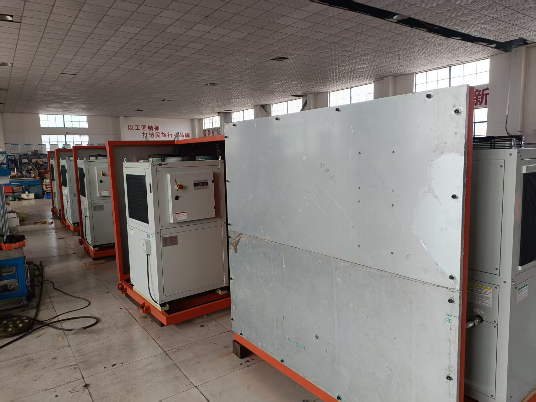 Почему надежность гидравлической насосной станции определяет ресурс всего оборудования