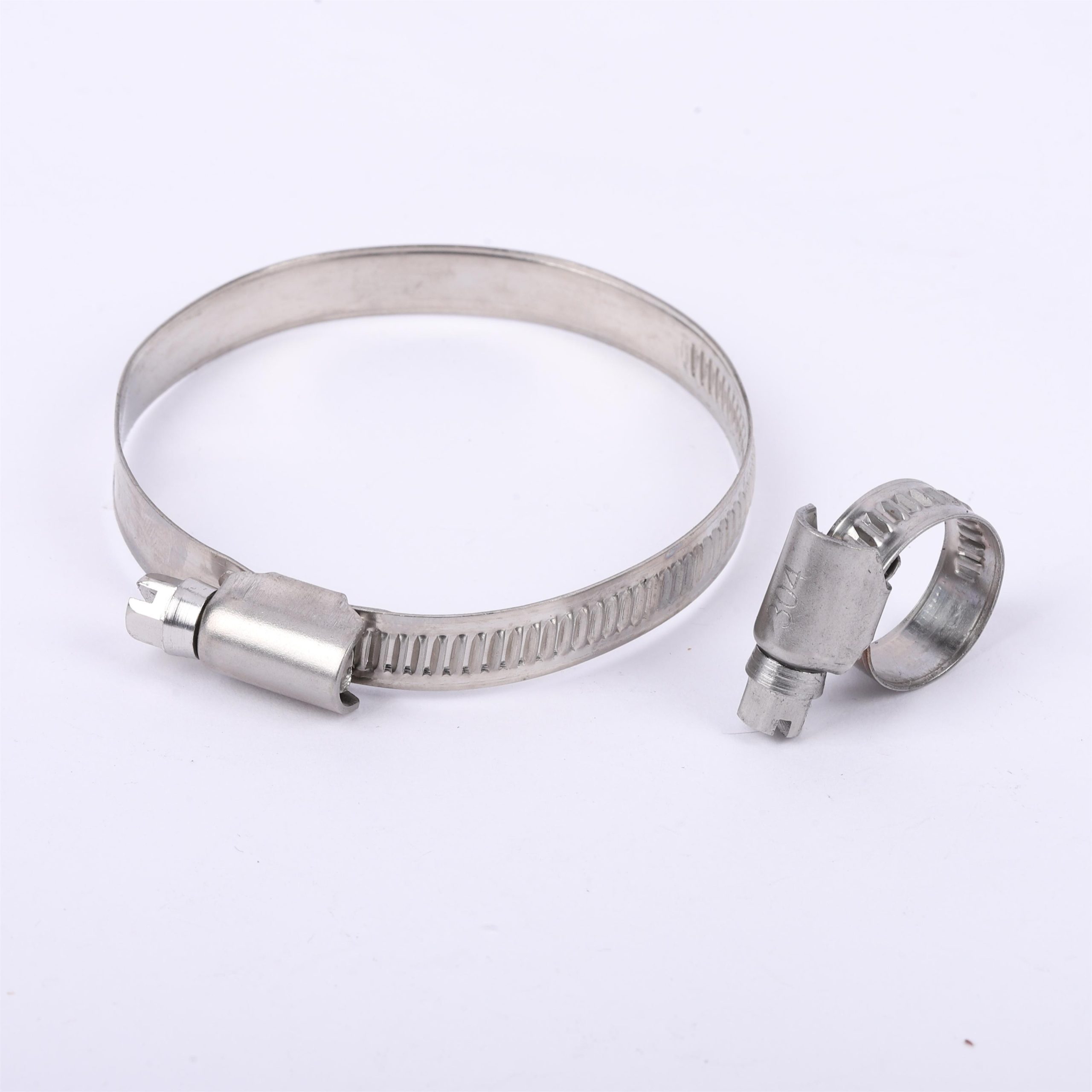 зажим для горла немецкого типа