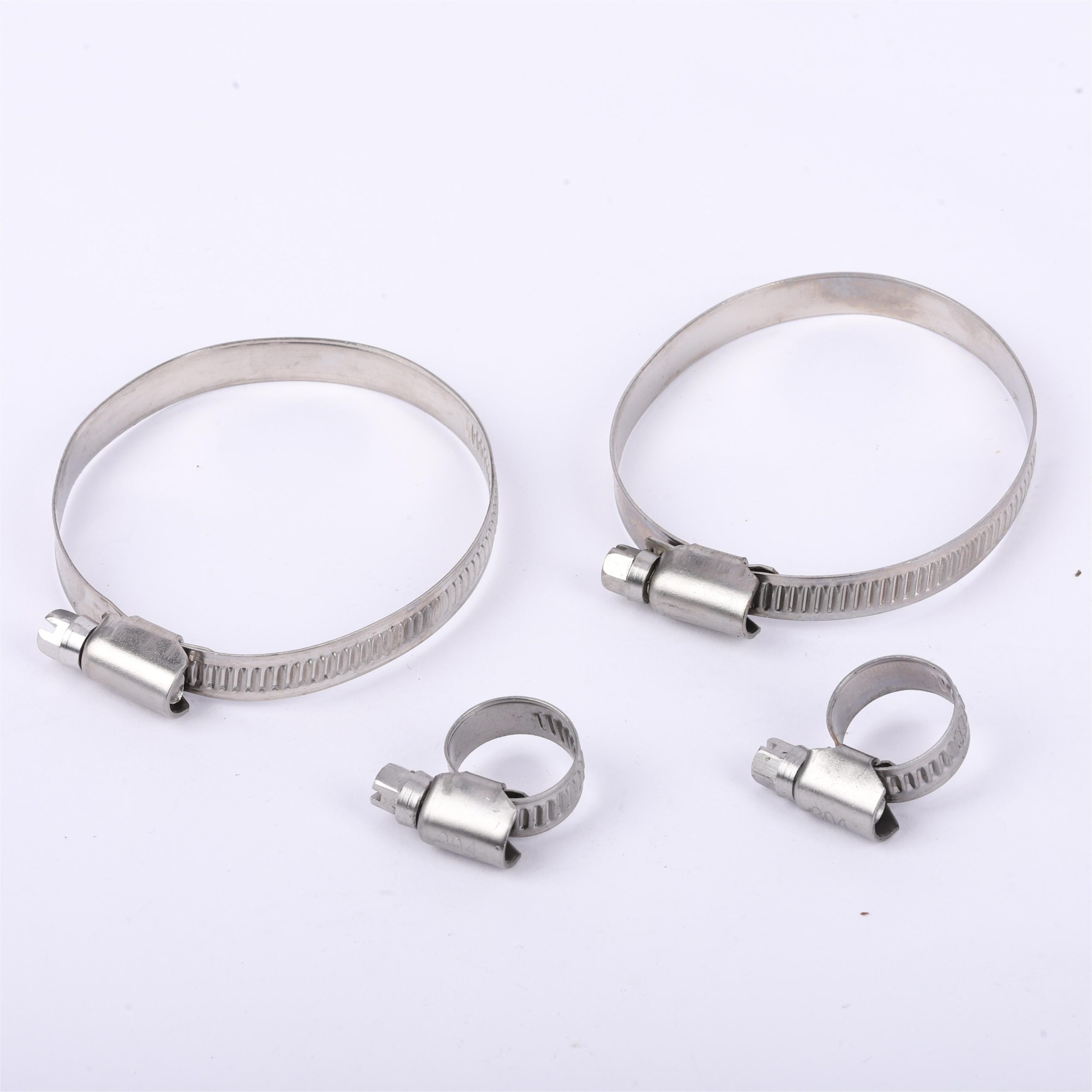 зажим для горла немецкого типа