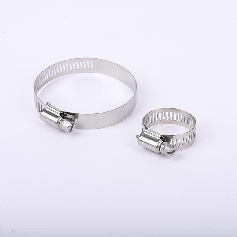 зажим для горла американского типа