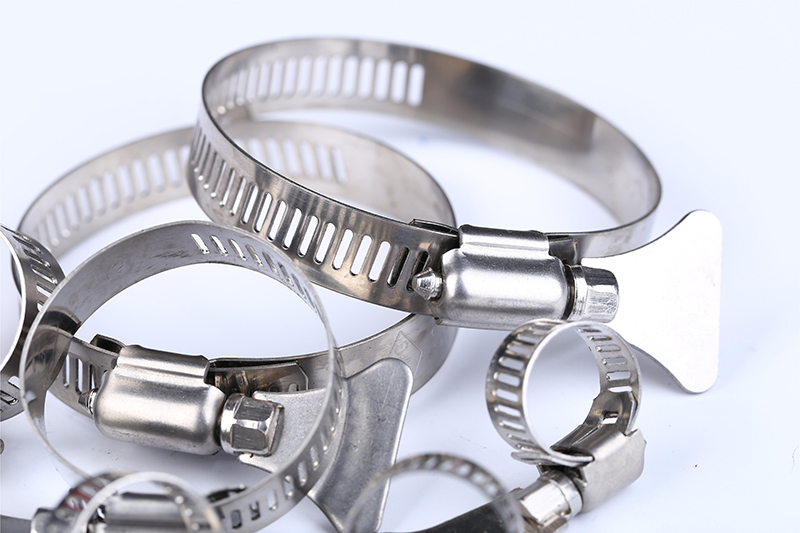 Хомут для шланга с ручкой-