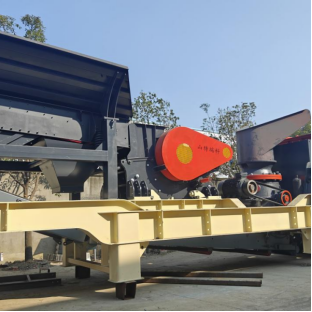 Мобильная дробилка: помощник в строительной отрасли