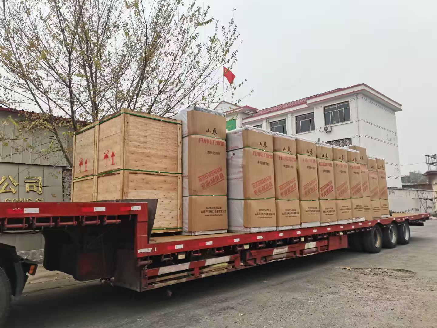 Распределительные устройства высокого и низкого напряжения SDKC и распределительная коробка отлажены и готовы к отправке