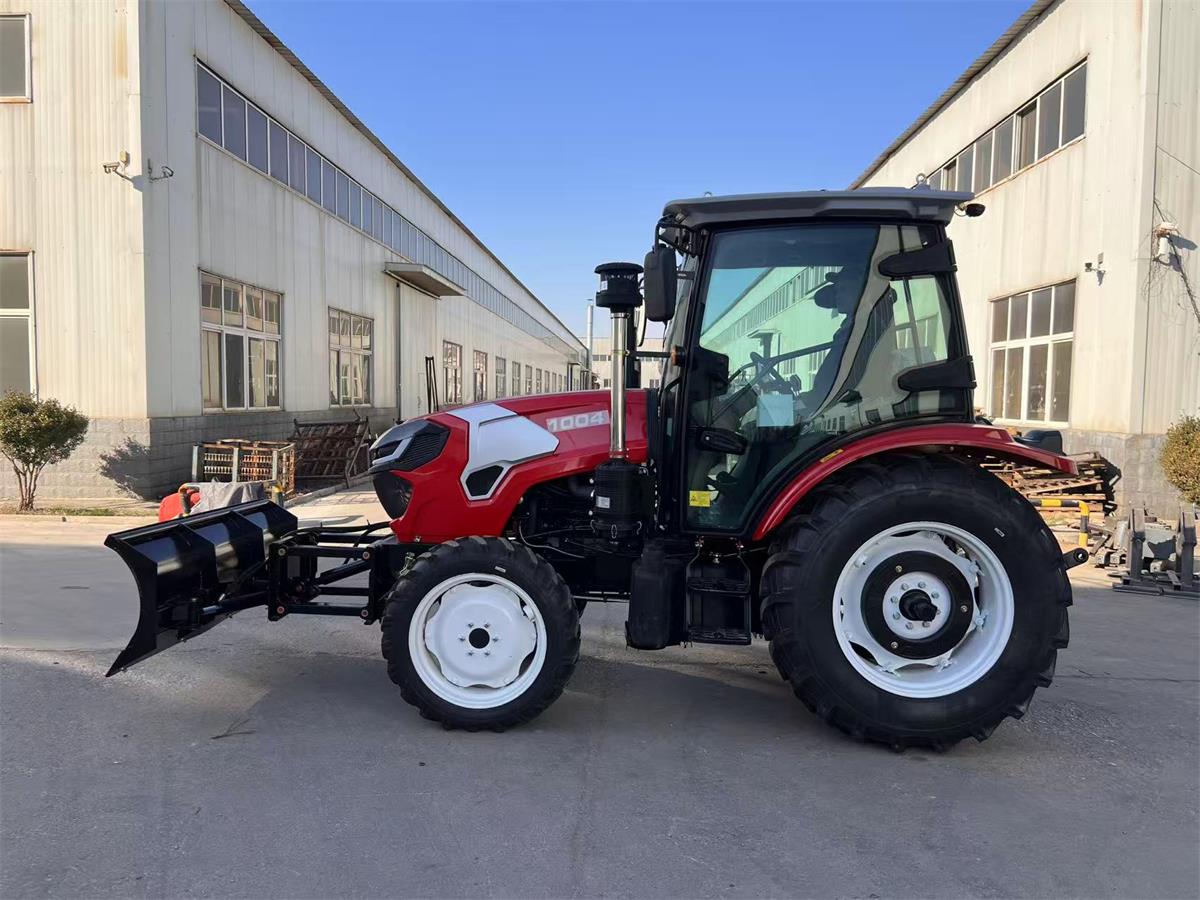 Клиент из Новой Зеландии заказал пять тракторов.