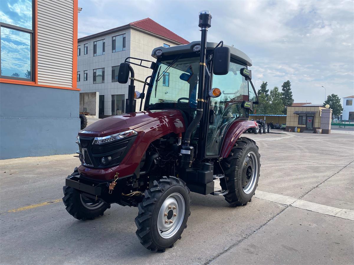 Каковы основные области применения трактора?