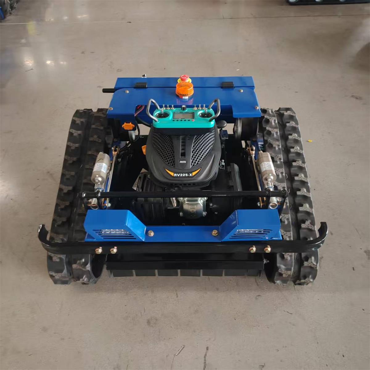 Преимущества газонокосилок с дистанционным управлением: