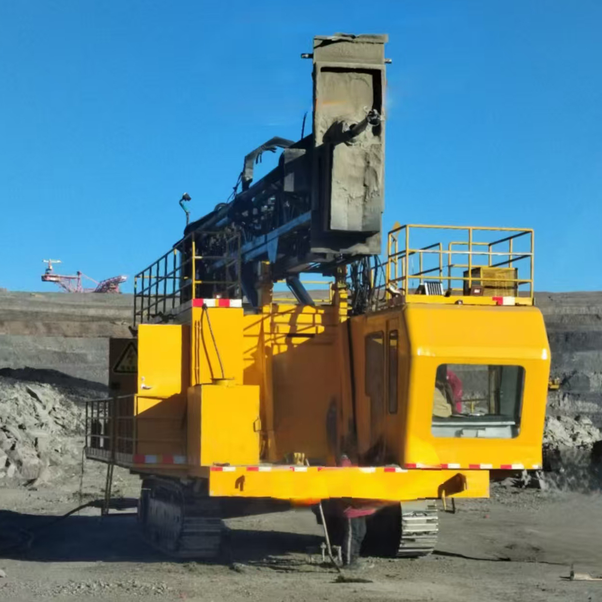 Инновационный прорыв Shandong Wantong Hydraulic: гидроцилиндры для вращательных буровых установок способствуют развитию инфраструктуры