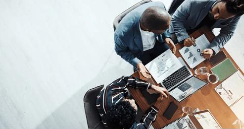 business-people-meeting-above-documents-260nw-2649581031(1)