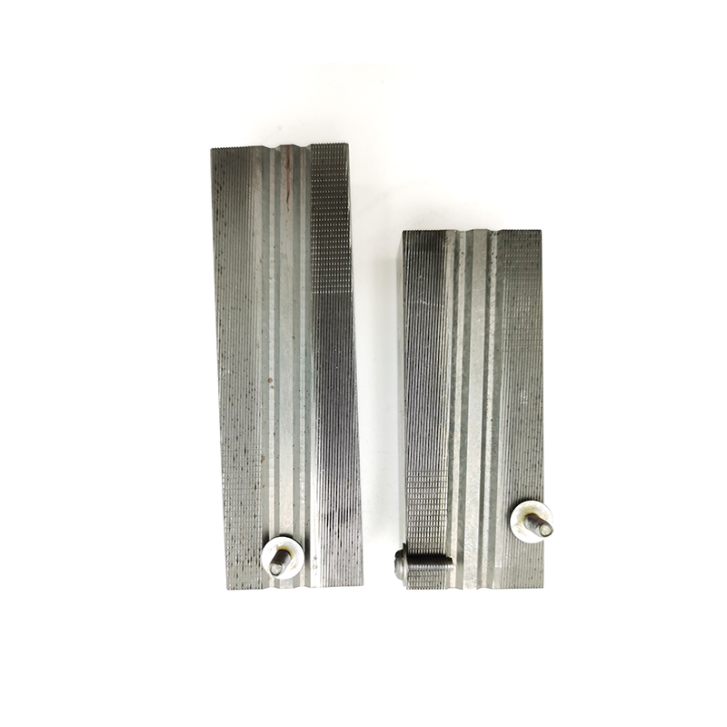 Какие существуют типы Матрица для накатки резьбы и как они используются?