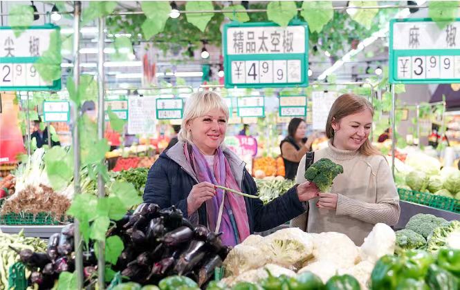 С начала введения Китаем безвизового режима для России число въезжающих в порт Дуннин россиян выросло на 71,3%