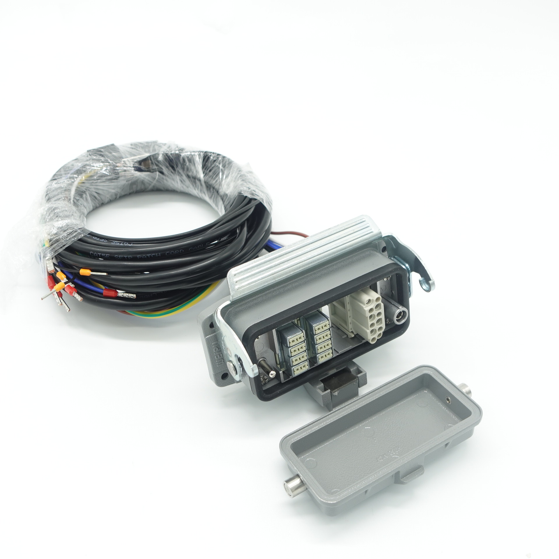 Что такое жгут проводов (кабельная сборка)?