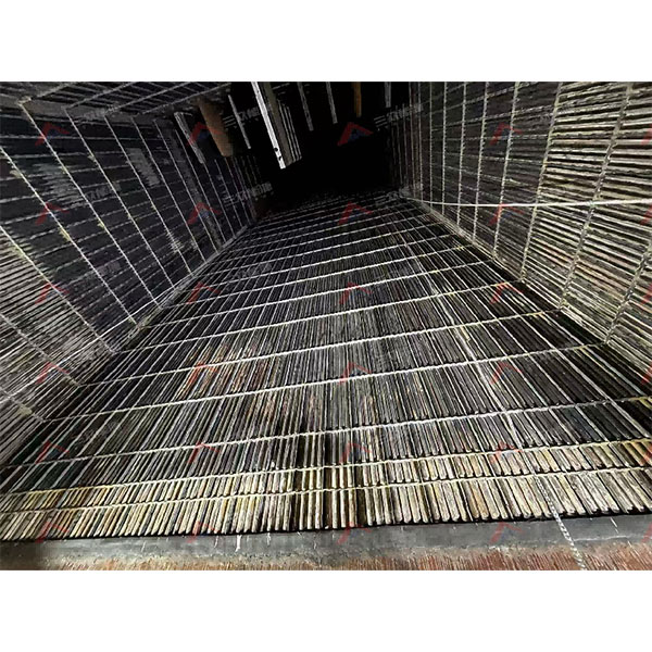 Прорыв в новой технологии износостойкой футеровки решеток из редкоземельных сплавов обеспечивает долговременную и высокоэффективную работу котлов с циркулирующим кипящим слоем