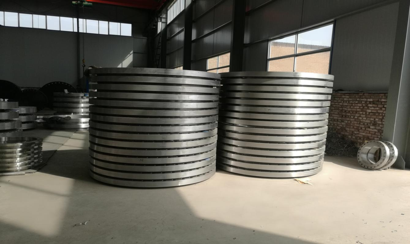 Компания Dingxiang Jinyu Flanges осуществляет массовый
