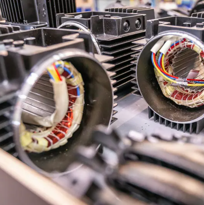Различия между испытаниями статора в «белом виде» и испытаниями готового изделия двигателя асинхронного трёхфазного