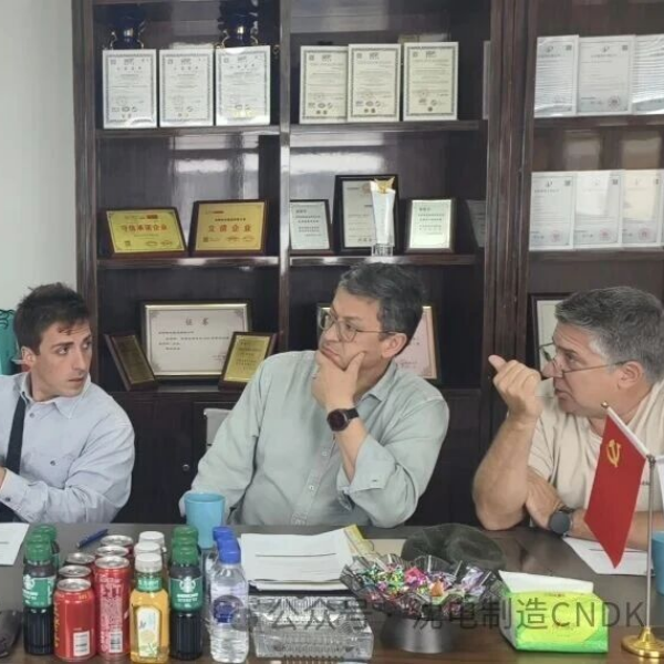 Приёмка проекта электродвигателей южноамериканским заказчиком на заводе: Shenyang Electric Motor Manufacturing (CNDK) демонстрирует производственные возможности и систему контроля качества
