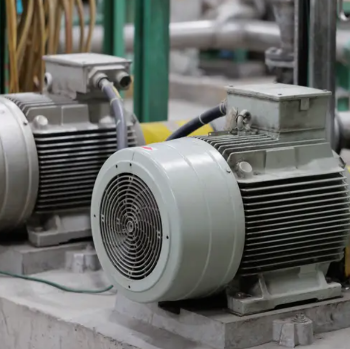 Использование нержавеющего стального вала в роторе высокого напряжения: как это влияет на ток двигателя