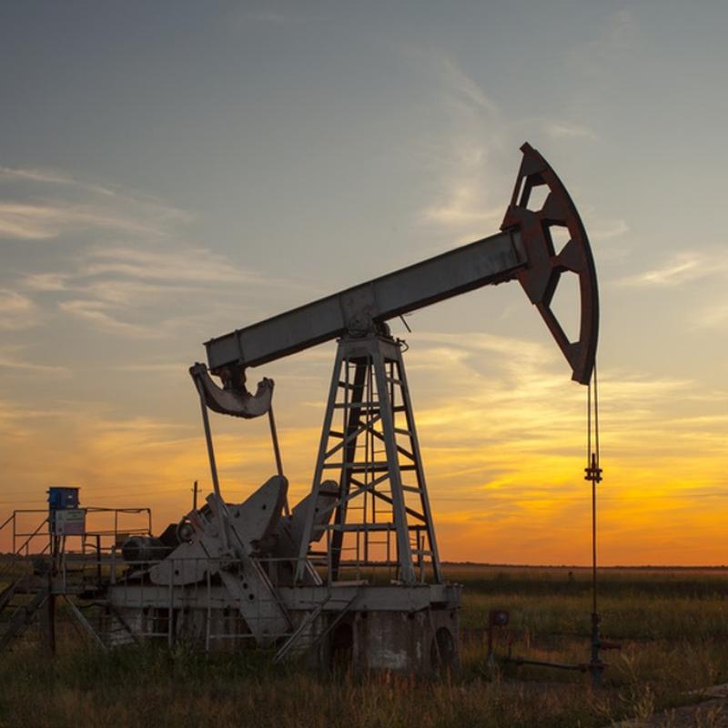 Как выбрать мощность и напряжение электродвигателя для нефтегазового оборудования?