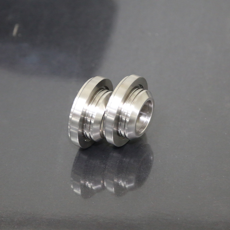 Почему стоит выбрать уплотнительные валки Stellite 20?