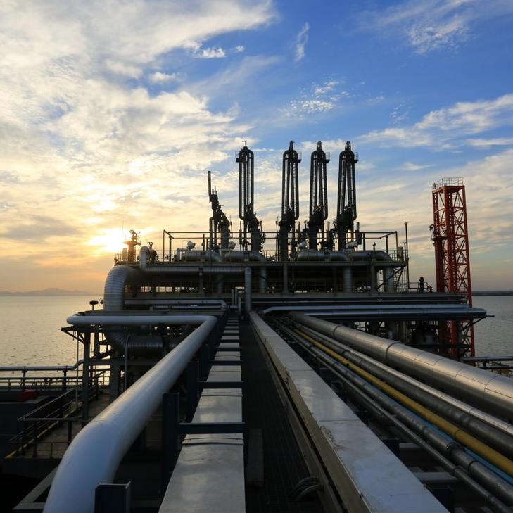 Почему нефтегазовые предприятия выбирают разрывной диск для защиты оборудования высокого давления