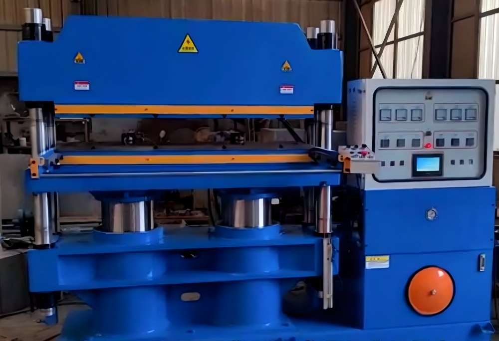 Крупногабаритный плоский вулканизатор