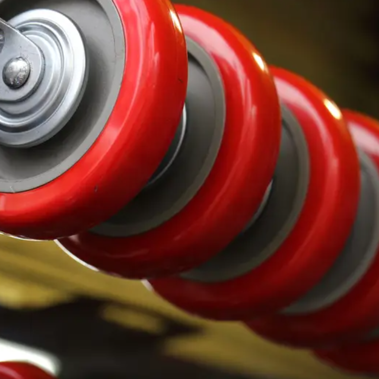 Преимущества эксплуатационных характеристик цельнолитых полиуретановых колёс