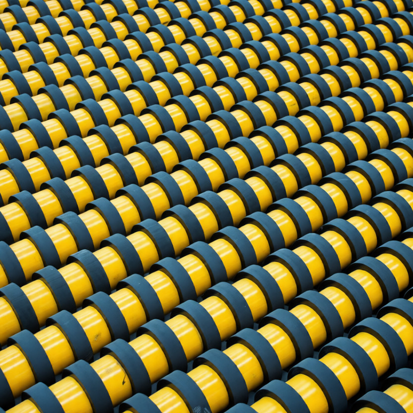 Различия между полиэфирной резиной и полиуретаном