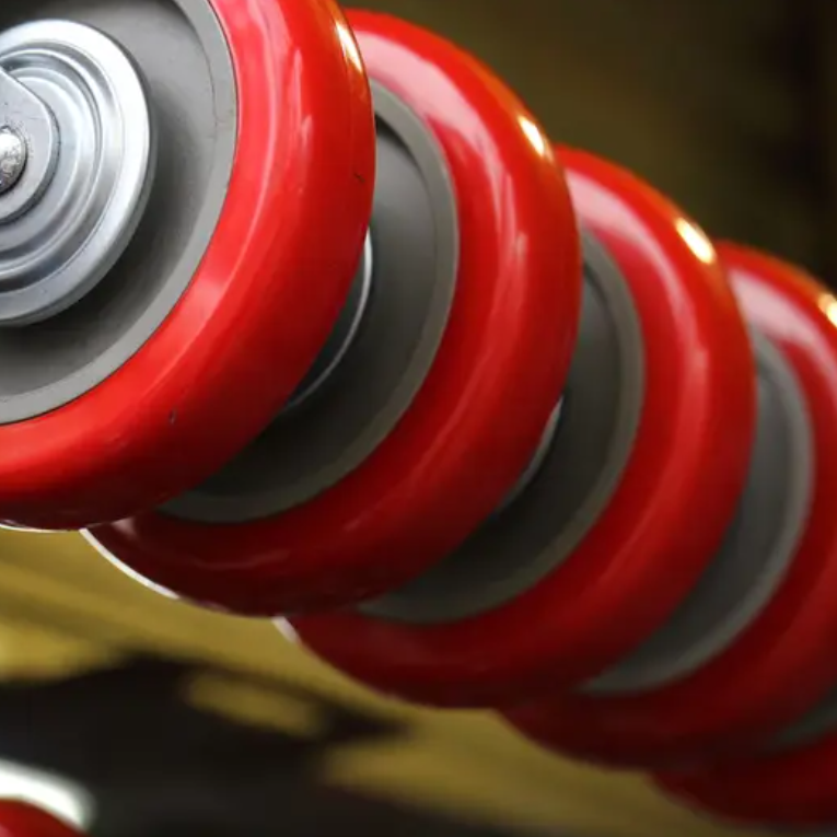 Статья о структурных особенностях цельнолитого колеса из полиуретана