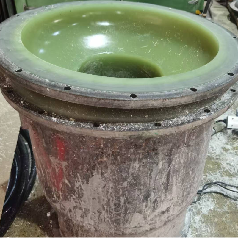 Смесительный бак с полиуретановой футеровкой