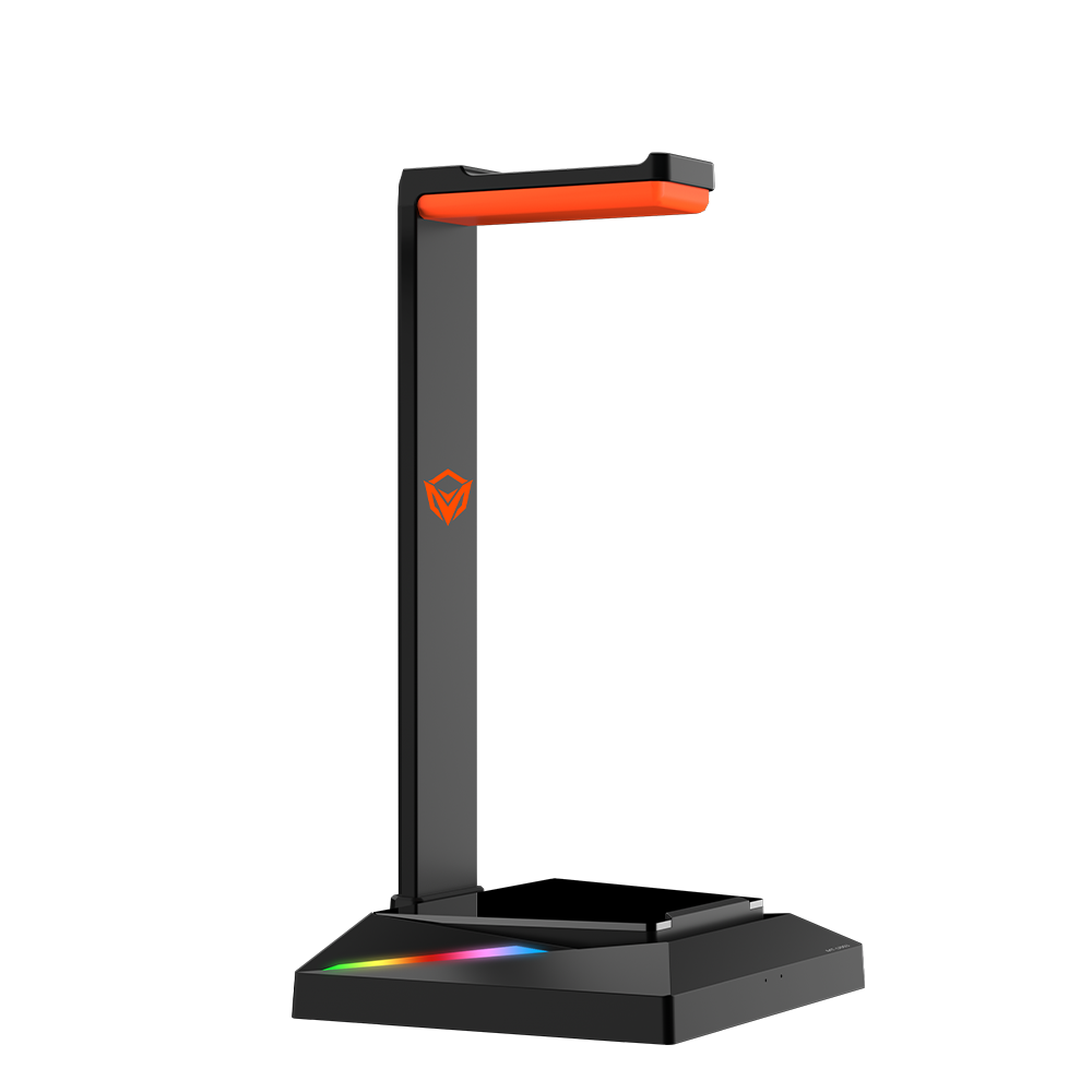 U003