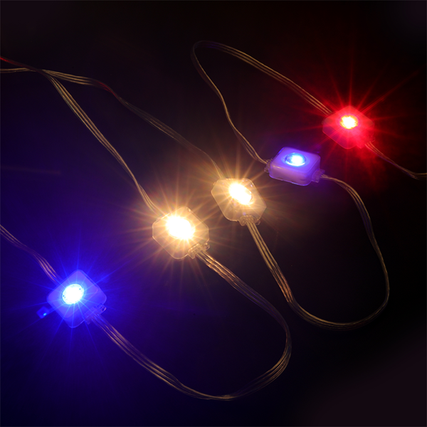 C30 Пиксельный светильник – Пиксельный светильник с технологией RGBW, 16-битной градацией и углом свечения 180° для архитектурного освещения