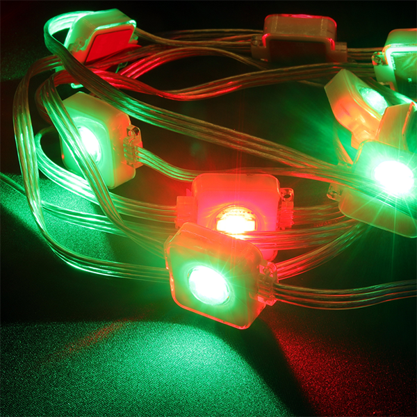 C30 Пиксельный светильник – Пиксельный светильник с технологией RGBW, 16-битной градацией и углом свечения 180° для архитектурного освещения