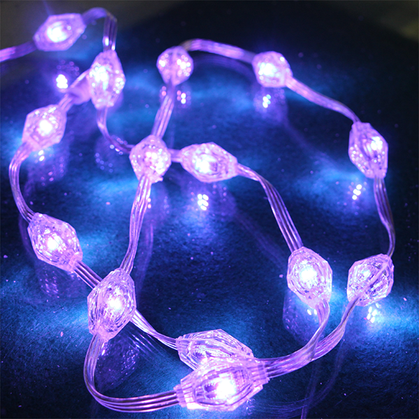 J22 Алмазный светильник – Светодиодный декоративный светильник с 16-битной градацией, круговым углом свечения 360° и опциональной защитой IP20/IP66 для интерьерного и экстерьерного освещения