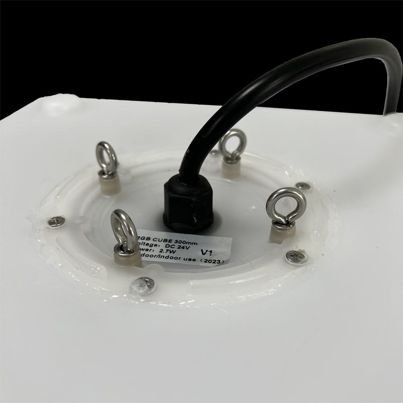 Светодиодный куб C100 RGB – инновационная система профессионального освещения