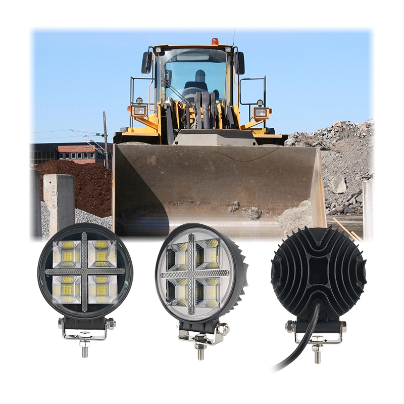 Светодиодный рабочий фонарь мощностью 36 Вт со габаритными огнями для тяжелой техники.