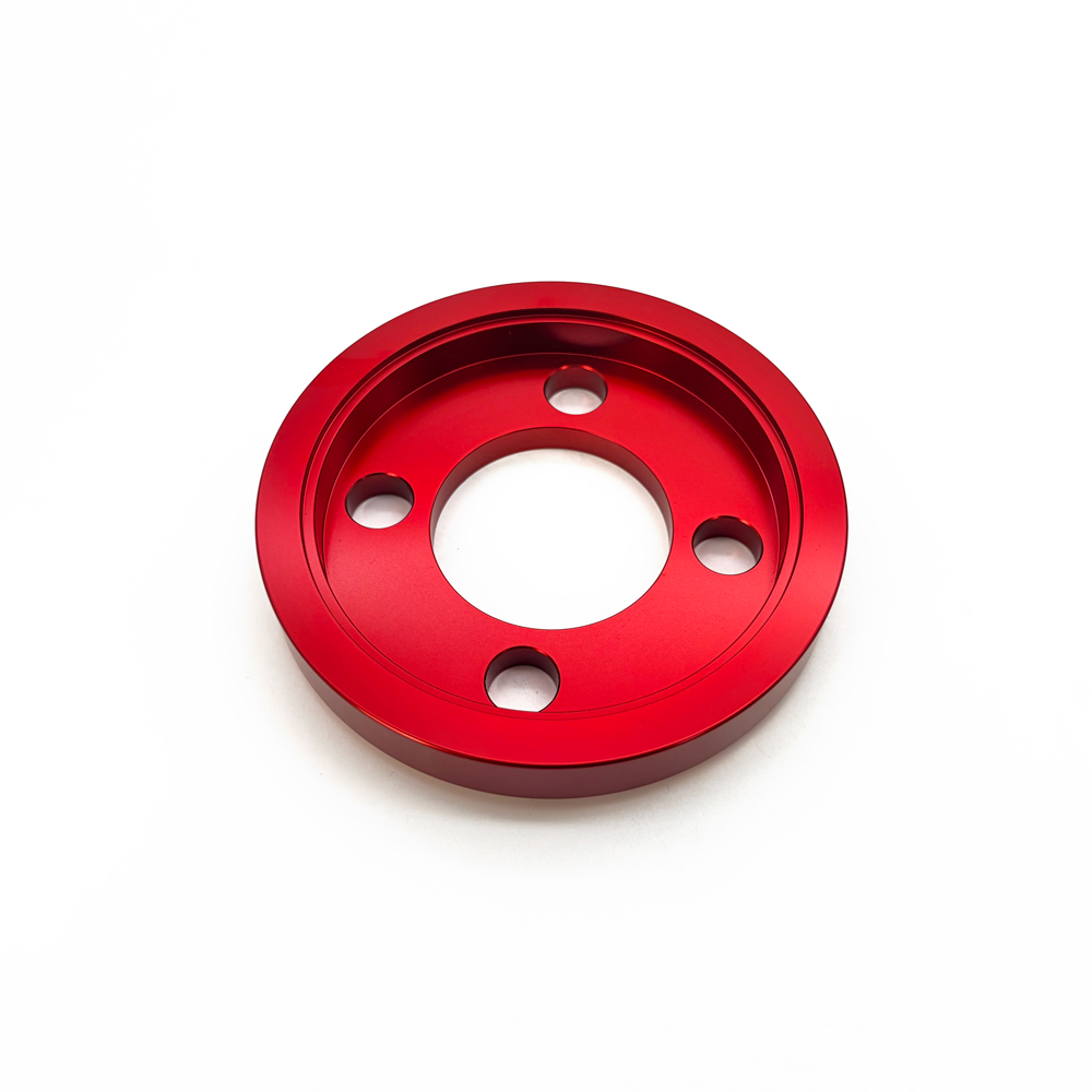 Четырехосевая прецизионная обработка компонентов червячной передачи позволяет выполнять фрезерование нескольких поверхностей и обработку профиля зубьев за одну установку.