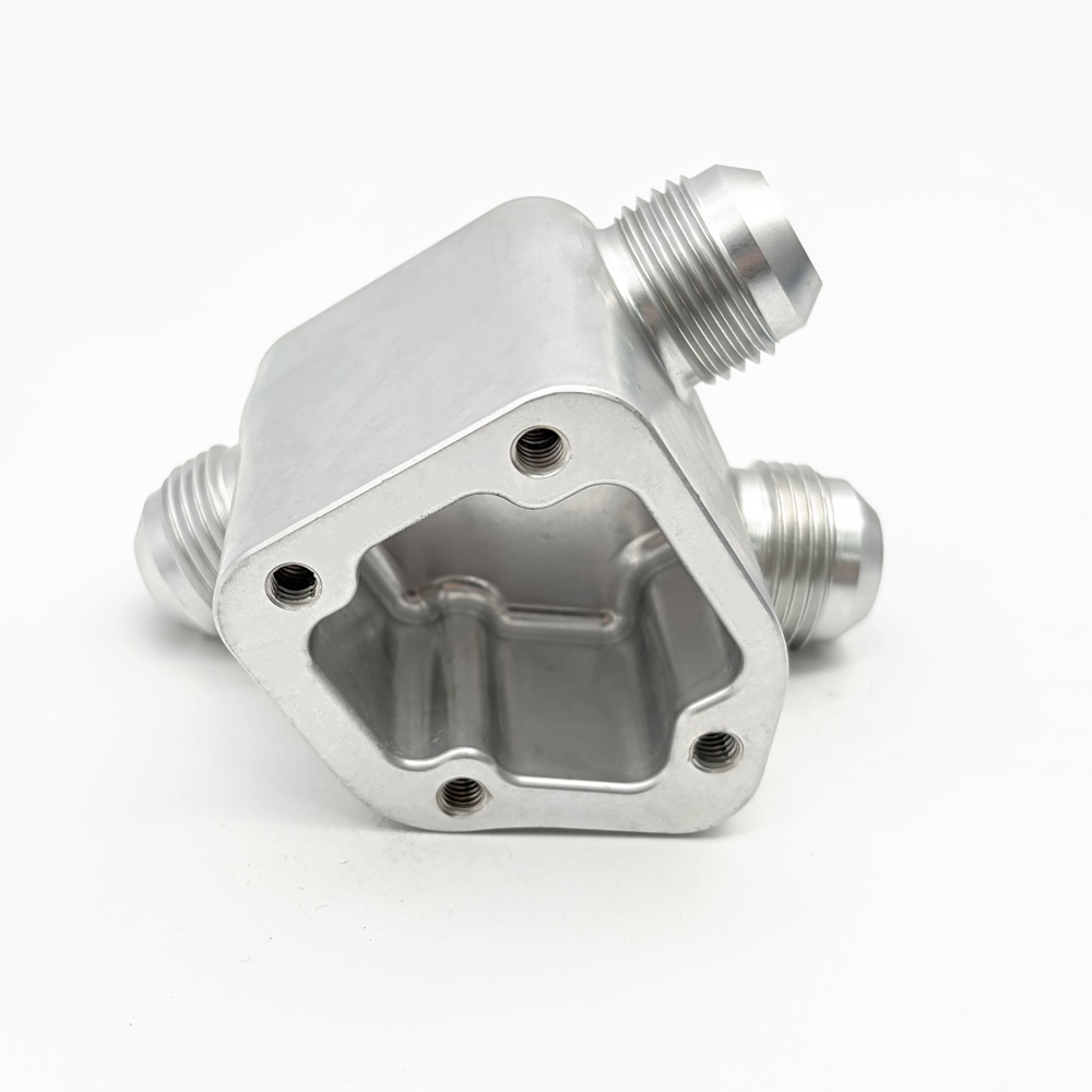 Четырехосный корпус автомобильного термостата, обработанный на станке с ЧПУ