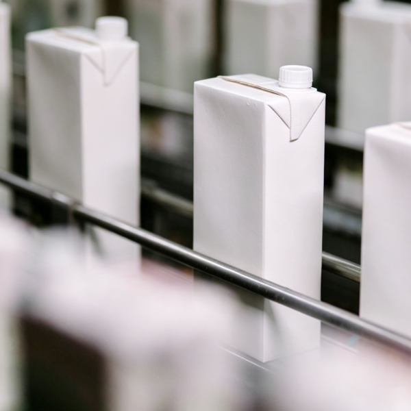 牛奶生产线图片生成 (1)