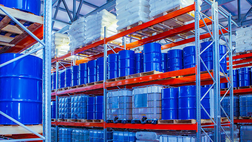 Почему олеохимикаты вытесняют нефтехимию в современном производстве