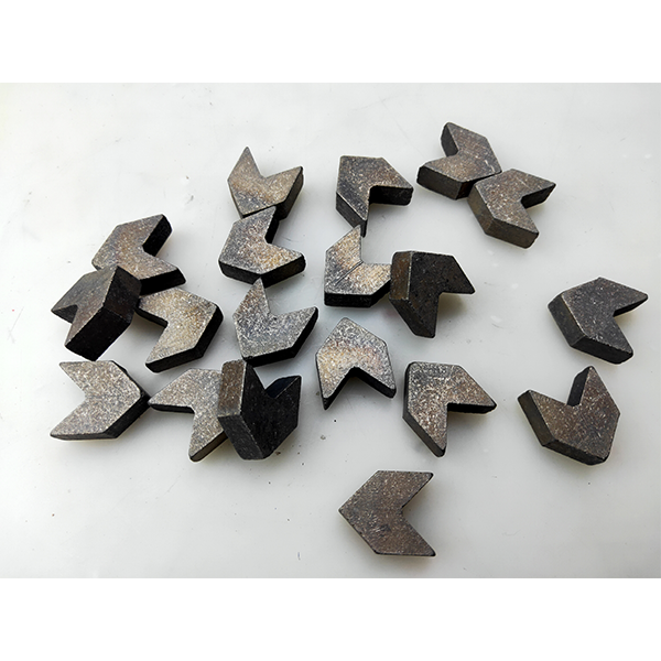 Алмазный сегмент для шлифования бетона