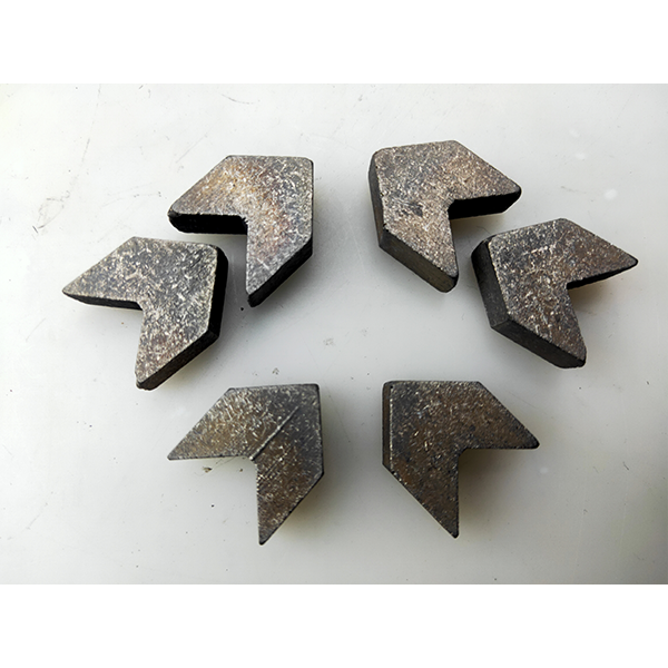 Алмазный сегмент для шлифования бетона