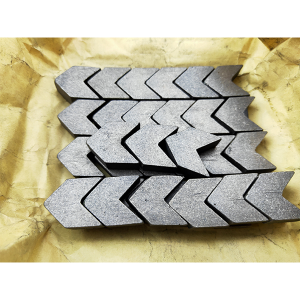 Алмазный сегмент для шлифования бетона