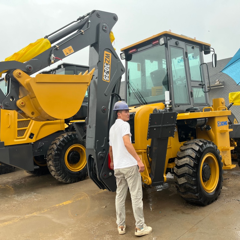 Погрузчик XCMG WZ30-25