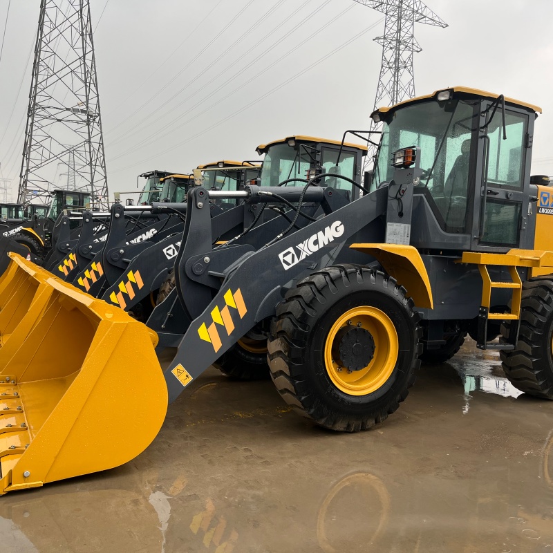 Погрузчик XCMG LW300E