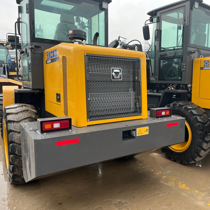 Микроэкскаватор XCMG LW230FM