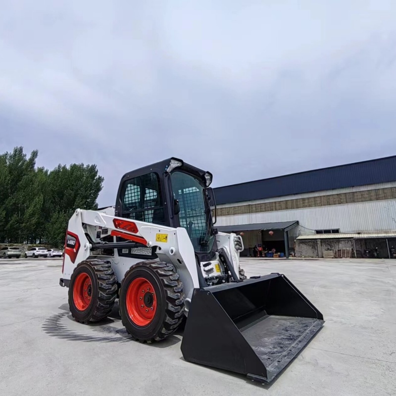 Мини-погрузчик Bobcat S550