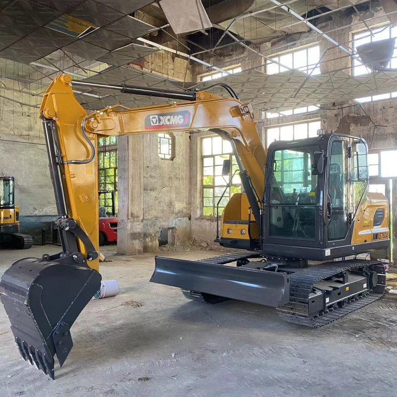 Гусеничный экскаватор XCMG XE75GA